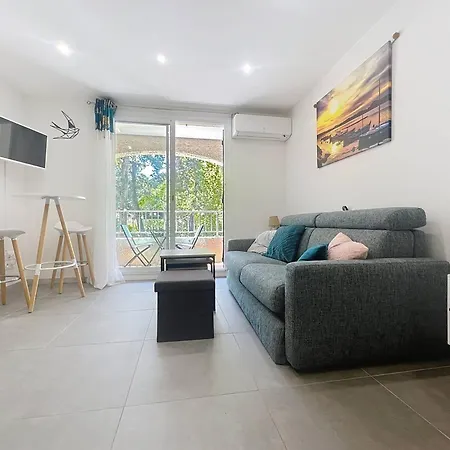 Climatise A Saint-cyr-sur-mer - Fr-1-770-77 *